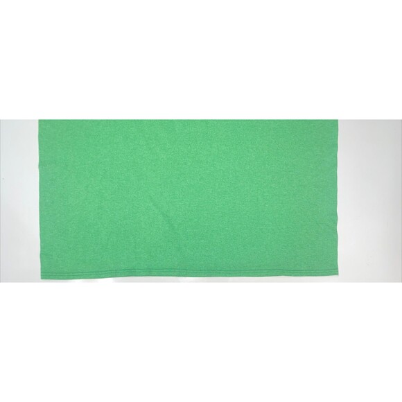 Working on my Santa Bod Green short sleeve graphic t shirt size 2xl - Picture 5 of 7